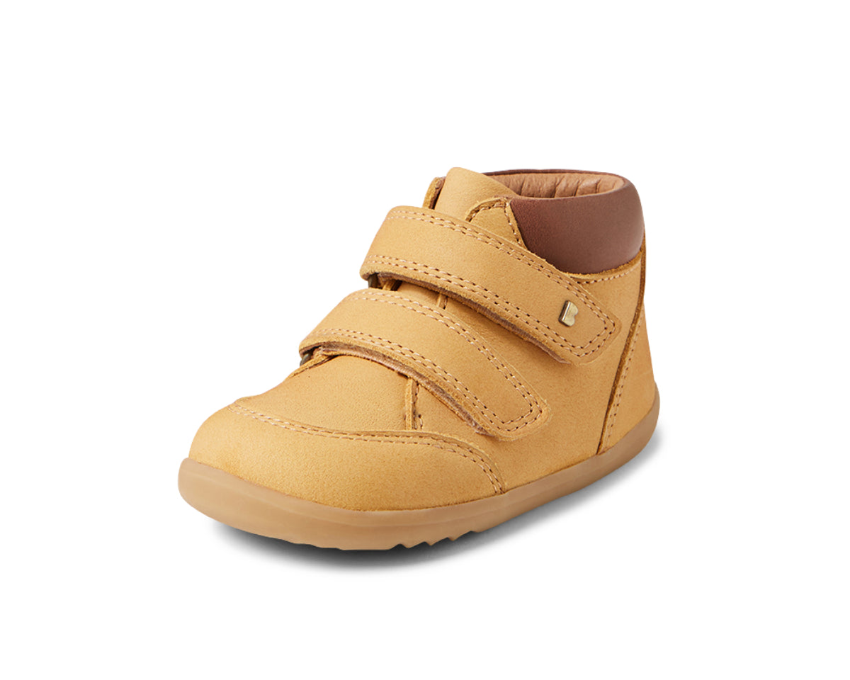 Bobux Step Up Timber Oak Buff BQ10124OMSAG